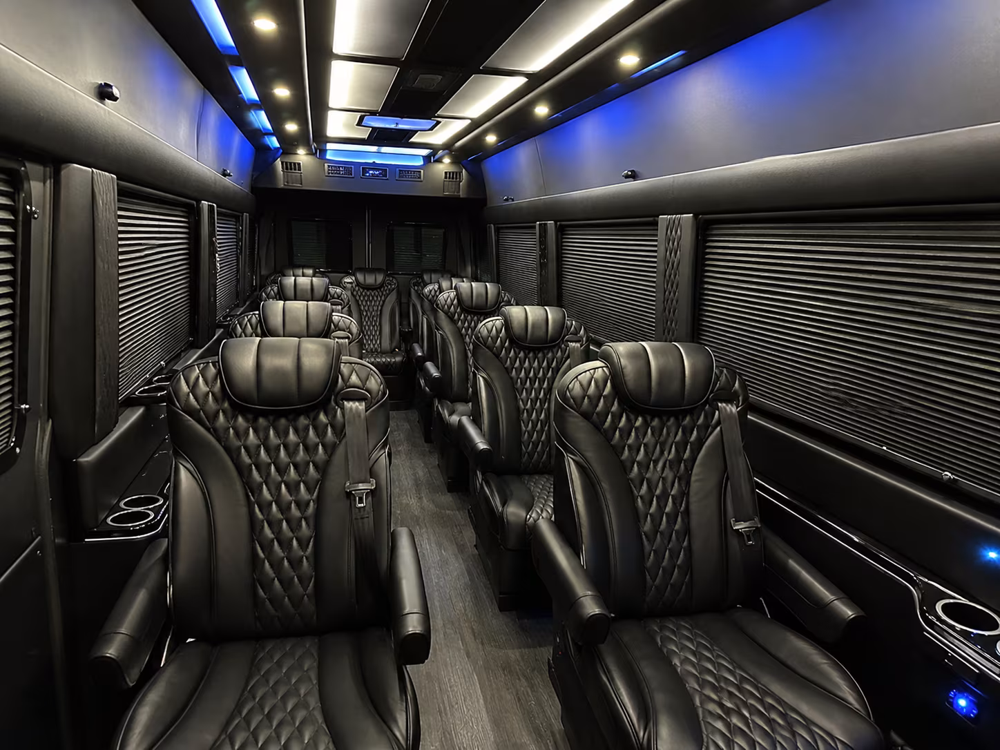 Arlington Airport Shuttles & Transportation