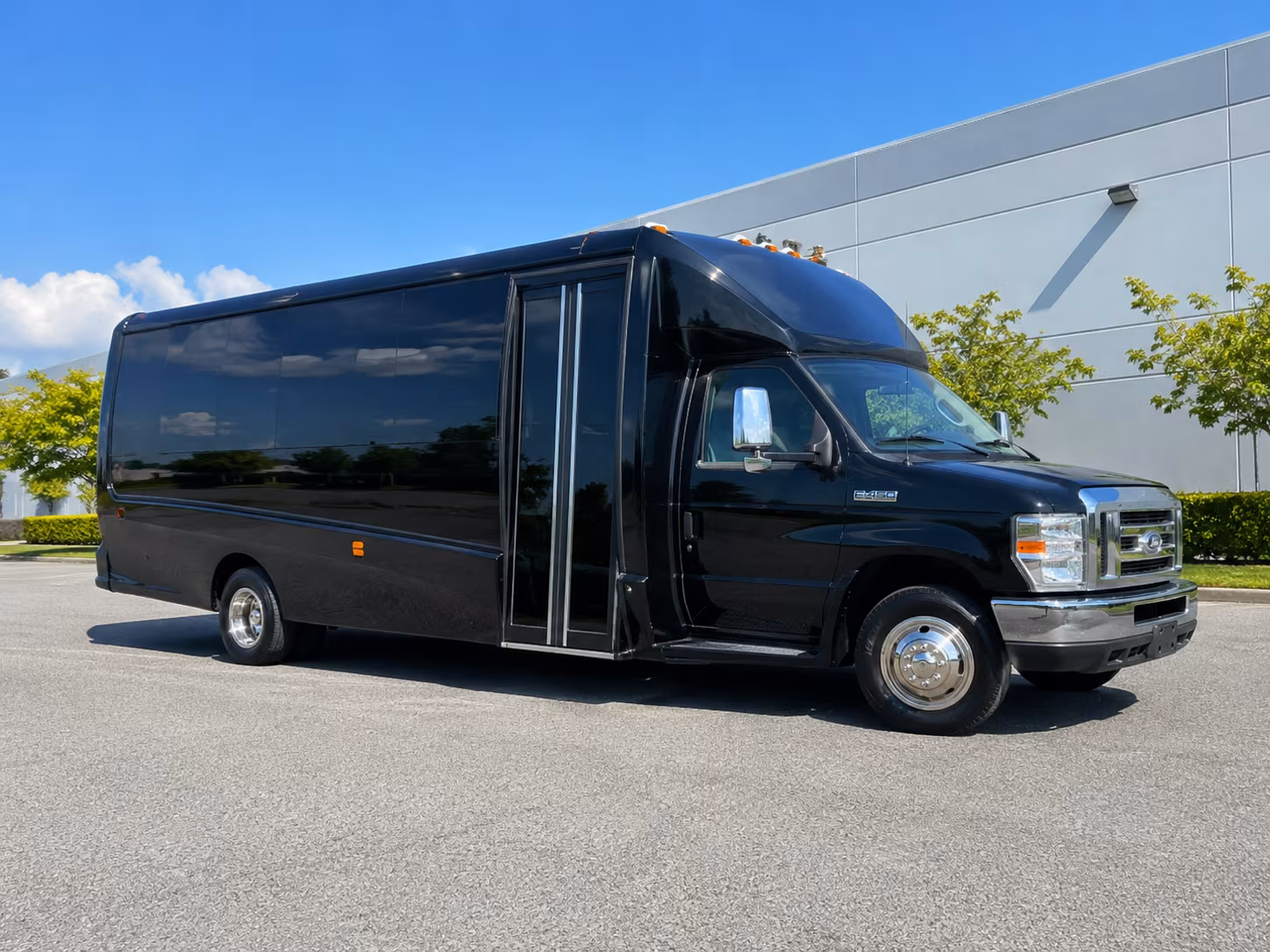 Irving Birthday, Sweet 16, & Quinceañera Party Bus Rentals